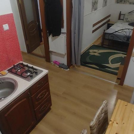Apartment Near Rynok Square Львов Экстерьер фото